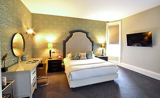 The Rutland Hotel & Apartments