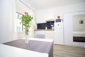 Divine Apartments