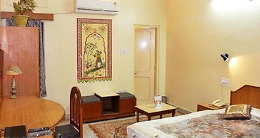 Hotel Bani Park Palace
