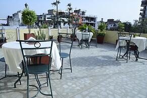 Hotel Bani Park Palace