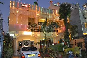Hotel Bani Park Palace