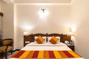 Hotel Sarovar on Lake Pichola