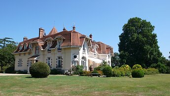 Chateau du Clair de Lune