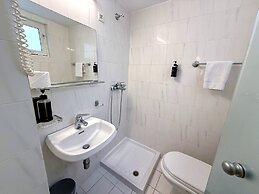 Savoy City Hotel