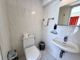Savoy City Hotel