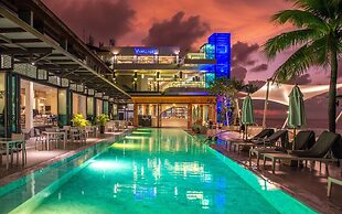 Cape Sienna Gourmet Hotel & Villas
