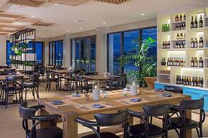 Cape Sienna Gourmet Hotel & Villas