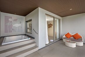 Cape Sienna Gourmet Hotel & Villas