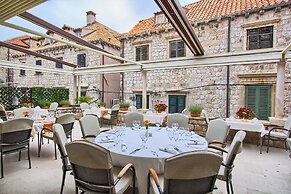 The Pucic Palace
