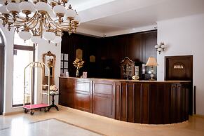 Richmond Hotel