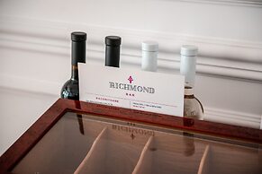 Richmond Hotel
