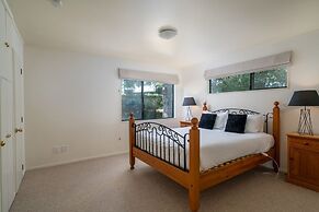 Tongariro Lodge