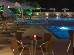 Aloha Hotel