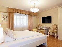 Allegro Hotel