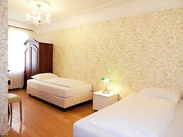 Allegro Hotel