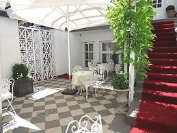 Allegro Hotel