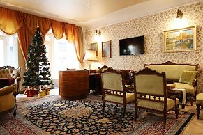 Allegro Hotel
