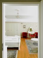 Allegro Hotel