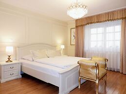 Allegro Hotel