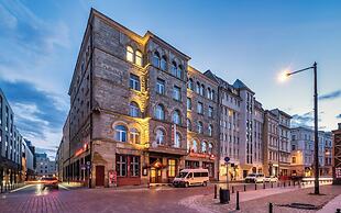 Lothus Hotel