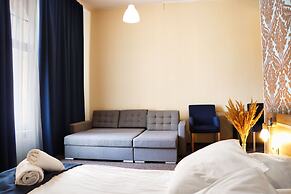 Lothus Hotel