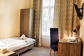 Lothus Hotel