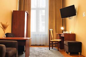 Lothus Hotel