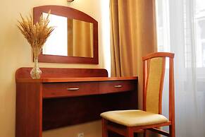 Lothus Hotel
