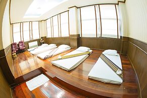 Golden Pine Resort