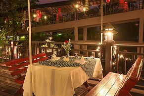 Golden Pine Resort