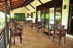 Golden Pine Resort