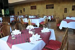 Golden Pine Resort
