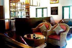 Golden Pine Resort