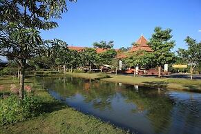Golden Pine Resort