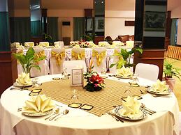 Golden Pine Resort