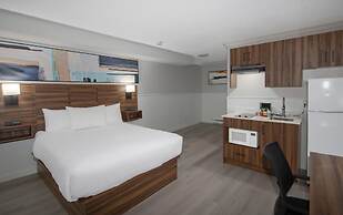 Coast Dawson Creek Hotel