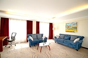 Kempinski Hotel Khan Palace