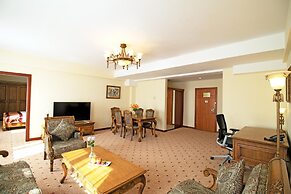 Kempinski Hotel Khan Palace