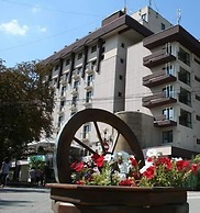 Hotel Rapsodia City Center