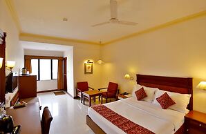 Issacs Residency