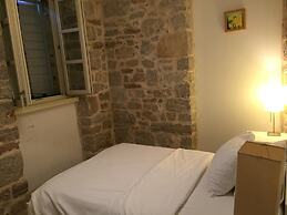 Hotel Maestral