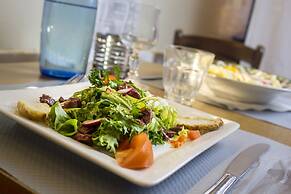 Hôtel Inn Design Restaurant Bourges
