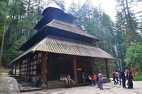 Manali Heights