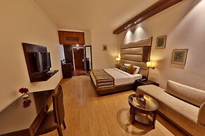 Manali Heights