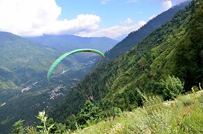 Manali Heights