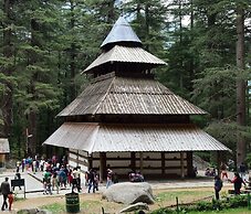 Manali Heights