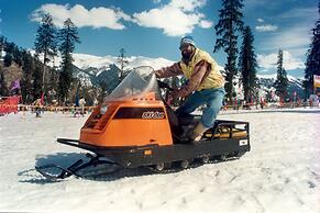 Manali Heights
