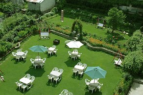 Manali Heights