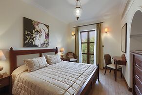 Aphrodite Hills Rentals – Apartments