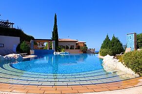 Aphrodite Hills Rentals – Apartments
